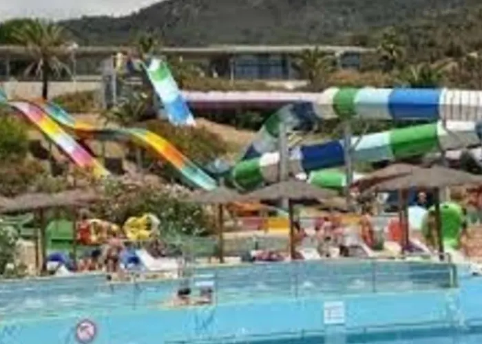 Maison Moderne 4 Pieces Climatisee, Proche Plage, Avec Jardin, Terrasse Couverte Et Parkings Securises - Fr-1-226-279 Sainte-Maxime