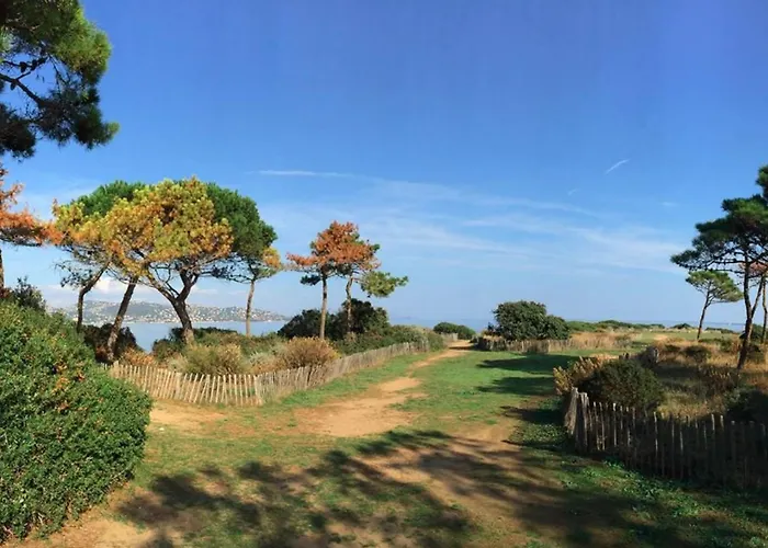 Casa vacanze Maison Moderne 4 Pièces Climatisée, Proche Plage, Avec Jardin, Terrasse Couverte Et Parkings Sécurisés - Fr-1-226-279 Sainte-Maxime