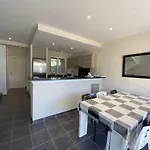 Maison Moderne 4 Pieces Climatisee, Proche Plage, Avec Jardin, Terrasse Couverte Et Parkings Securises - Fr-1-226-279 *