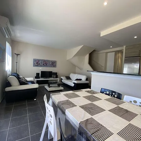 Maison Moderne 4 Pieces Climatisee, Proche Plage, Avec Jardin, Terrasse Couverte Et Parkings Securises - Fr-1-226-279 펜션